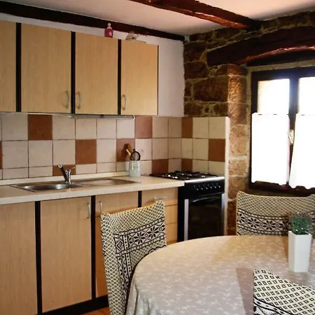 شقة Apartman Monte Rudina