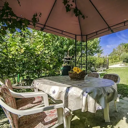 Apartman Monte Rudina شقة